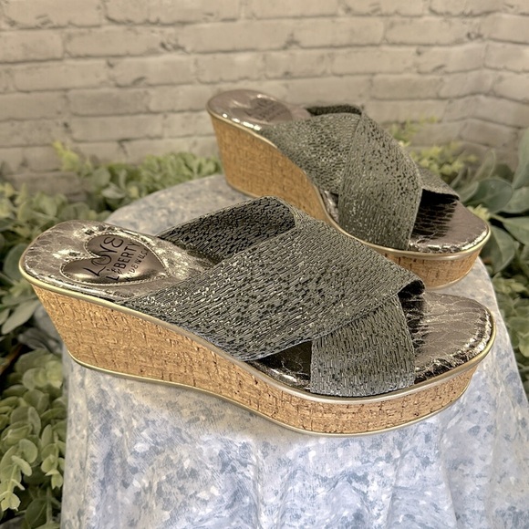 Love & Liberty Pewter Metallic Cross-Band Faux Cork Wedge Sandals WMS 9M🩶NWOT - Picture 12 of 12